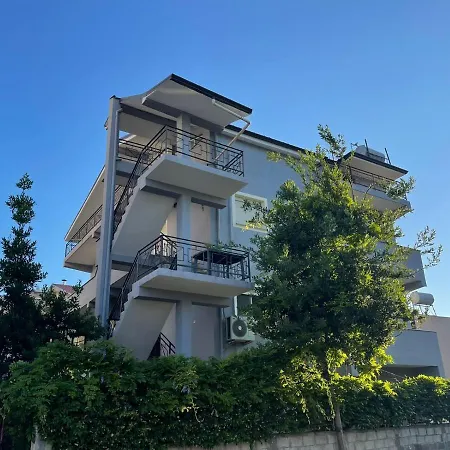 Vivo Apartment Durres Exterior photo